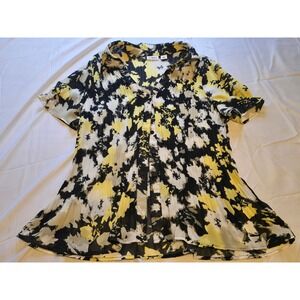 CATO Womens Medium‎ Top Short Sleeve Button Front Pleated Floral Black Yellow